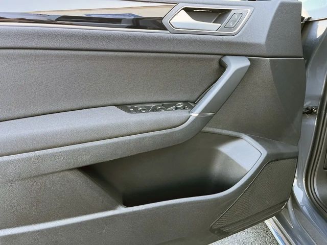 Volkswagen Touran 7-zitter Highline R-Line