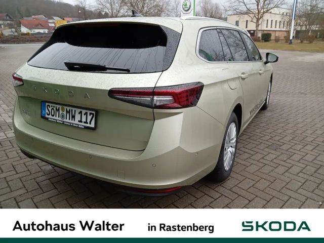 Skoda Superb 2.0 TDI Combi Selection