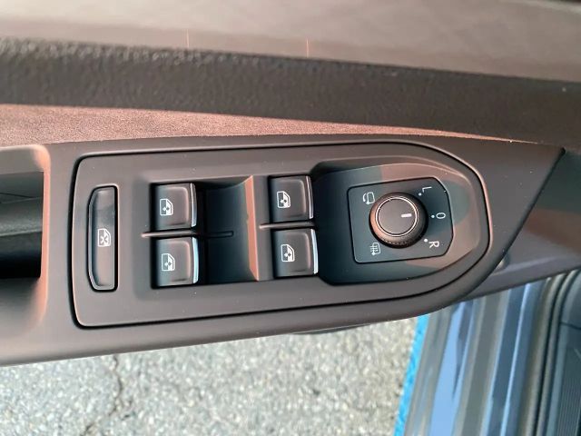 Volkswagen Golf e-Golf eHybrid