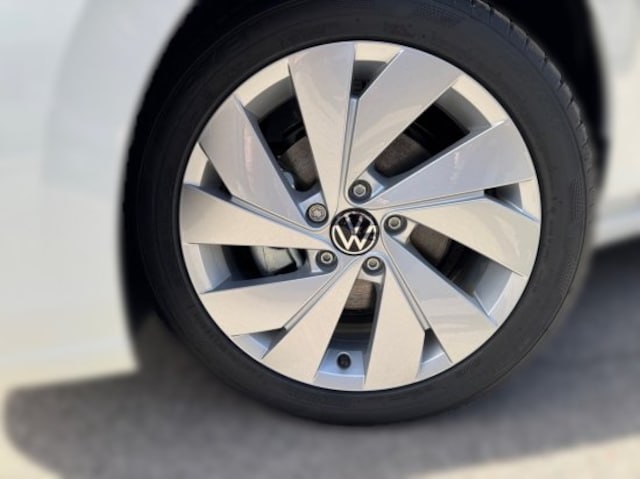 Volkswagen Golf 1.5 TSI Golf VIII