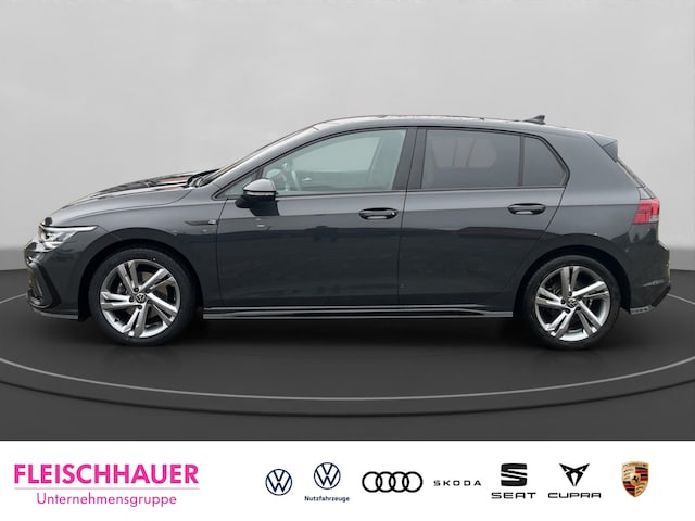 Volkswagen Golf 1.5 eTSI Golf VIII R-Line