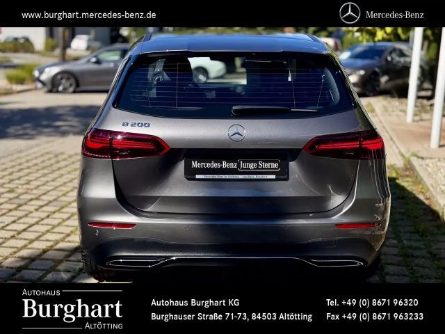 Mercedes-Benz B 200 Progressive Sedan