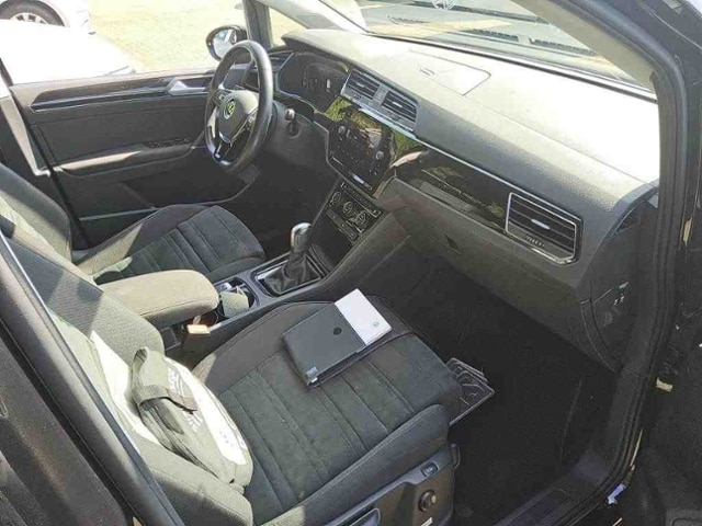 Volkswagen Touran 1.5 TSI DSG