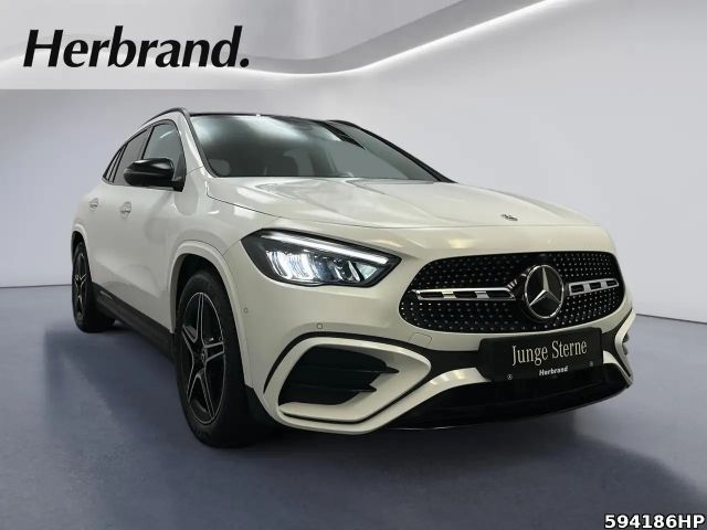 Mercedes-Benz GLA 180 AMG Line