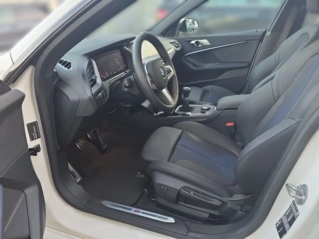 BMW 218 218i Coupé M-Sport