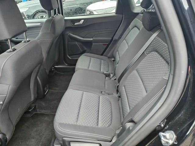 Ford Kuga Cool & Connect