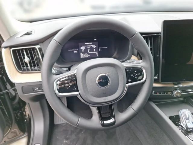 Volvo XC60 AWD Dark Plus T6