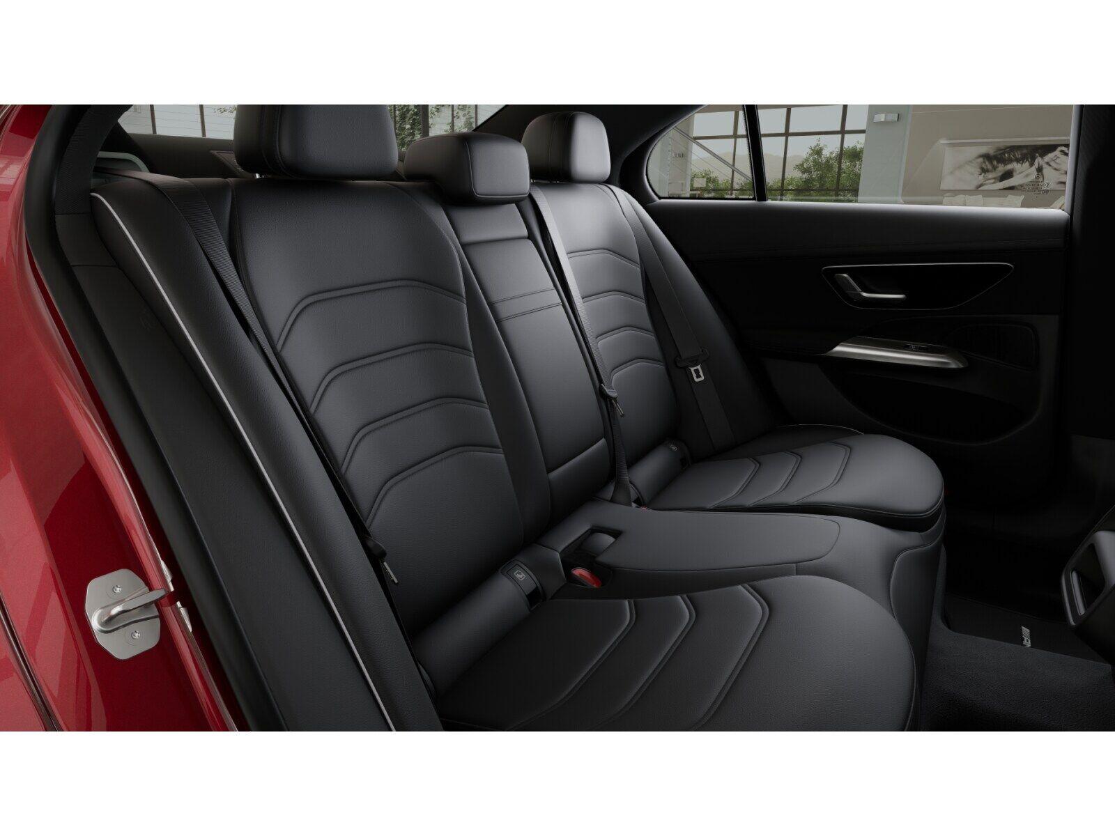 Mercedes-Benz E 200 4MATIC AMG Line Sedan