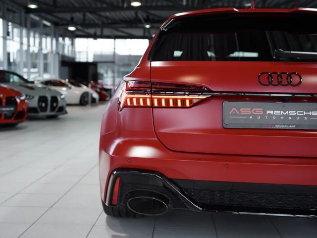 Audi RS6 Avant Quattro