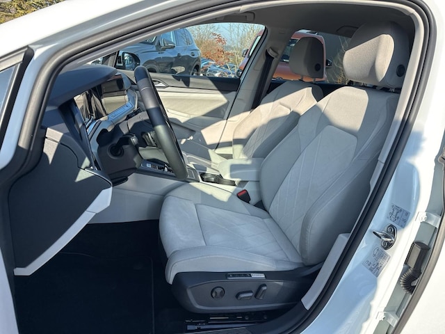 Volkswagen Golf eHybrid