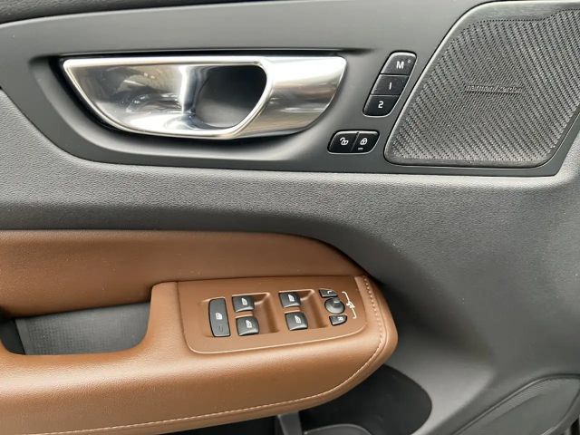 Volvo XC60 B4D (197 PS) AG8|Insc|STHZ|360°|Leder|AHK