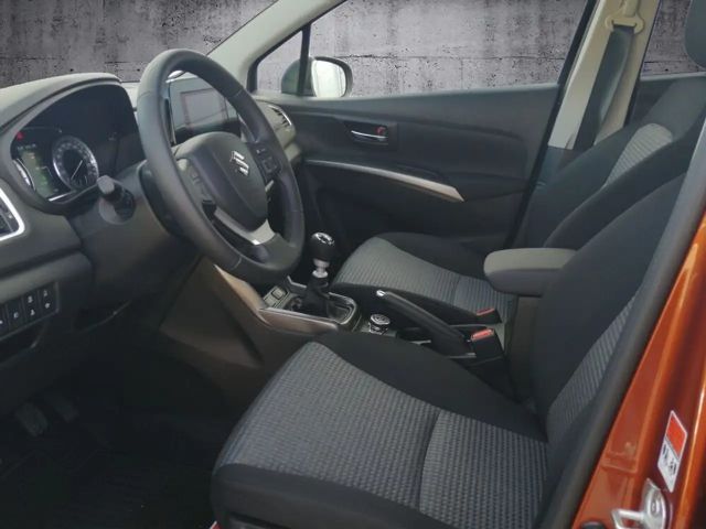 Suzuki S-Cross AllGrip Hybrid