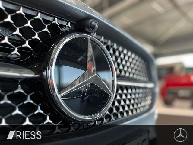 Mercedes-Benz B 180 Sedan