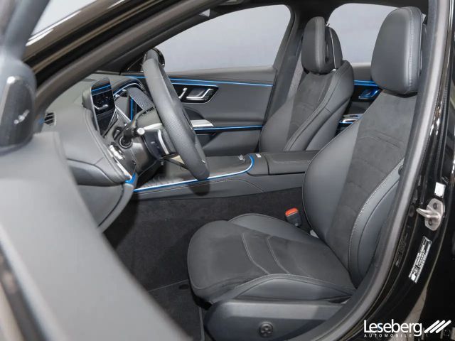 Mercedes-Benz E 220 AMG Line E 220 d Sedan