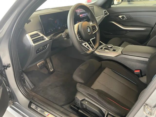 BMW 330 330i M-Sport xDrive