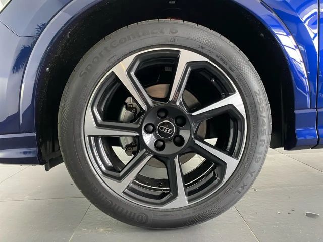 Audi Q3 35 TFSI Business S-Line