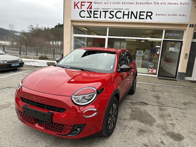Fiat 600e 600 Elektro (RED) 54 kWh