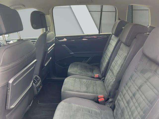 Volkswagen Touran DSG Highline R-Line