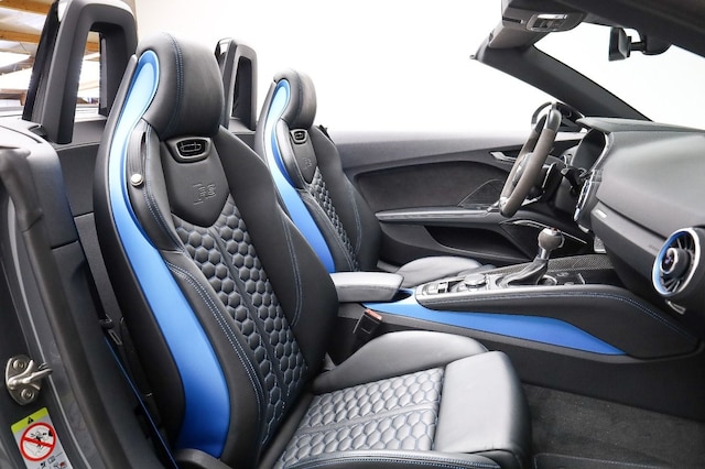 Audi TT RS Quattro Roadster S-Tronic