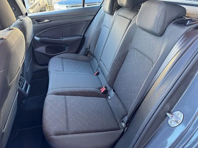 Volkswagen Golf DSG Life