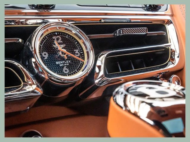 Bentley Flying Spur V8