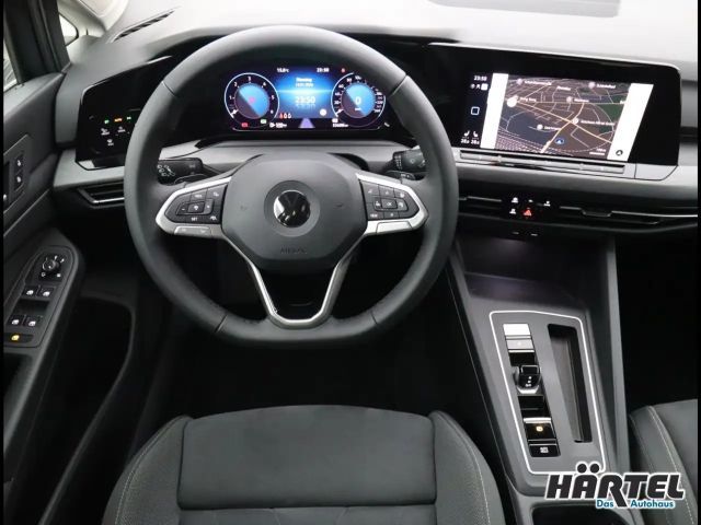 Volkswagen Golf 2.0 TDI DSG Style Variant