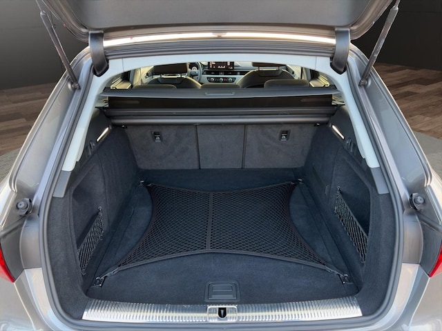 Audi A4 40 TDI Avant S-Tronic