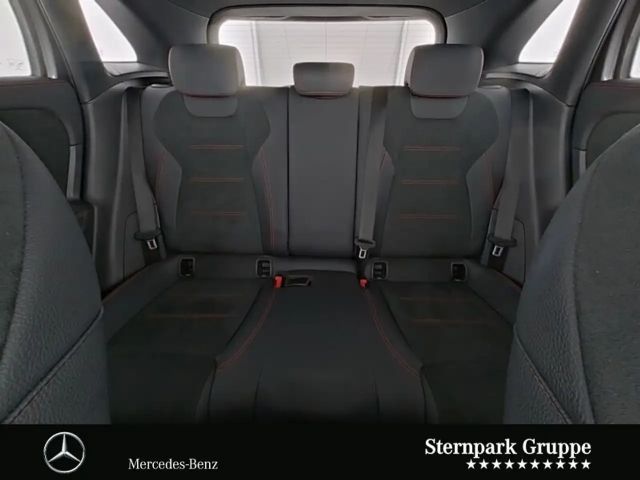 Mercedes-Benz GLA 200 AMG Line