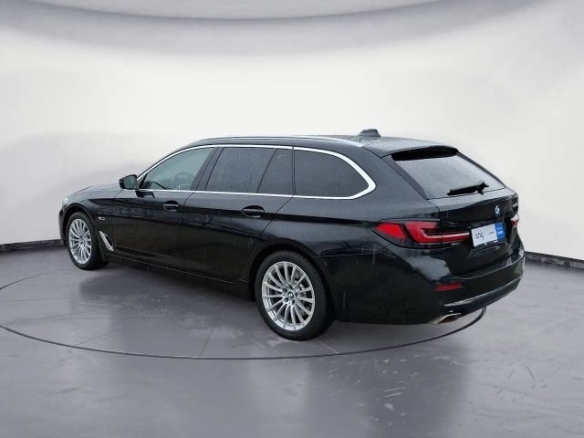 BMW 530 530e Luxury Line Touring