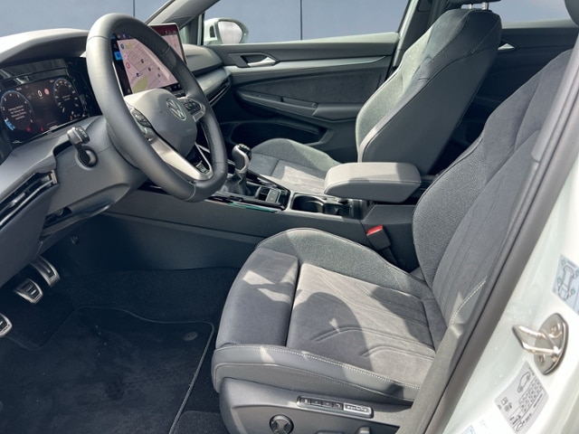 Volkswagen Golf 1.5 TSI Golf VIII Plus Style