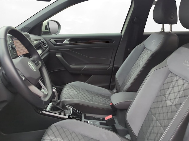 Volkswagen T-Roc 1.5 TSI DSG IQ.Drive R-Line