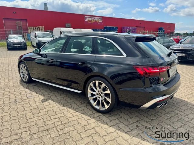 Audi S4 Avant Quattro