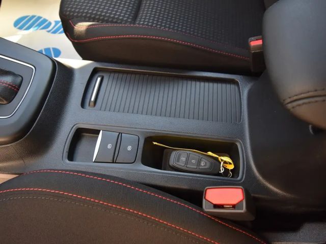 Ford Focus EcoBoost ST Line Wagon