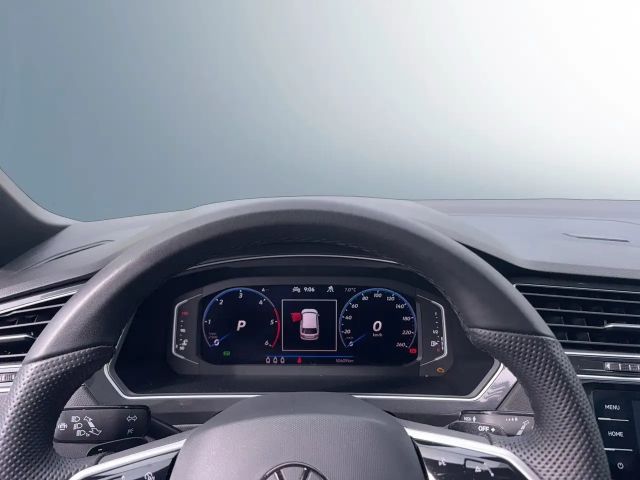 Volkswagen Tiguan 4Motion DSG R-Line