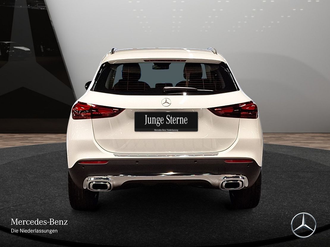 Mercedes-Benz GLA 180 Progressive