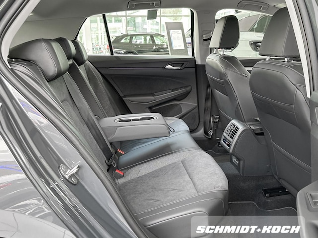 Volkswagen Golf 1.5 eTSI DSG Style