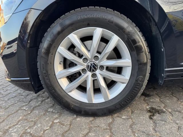 Volkswagen Passat 1.5 TSI Business DSG Variant