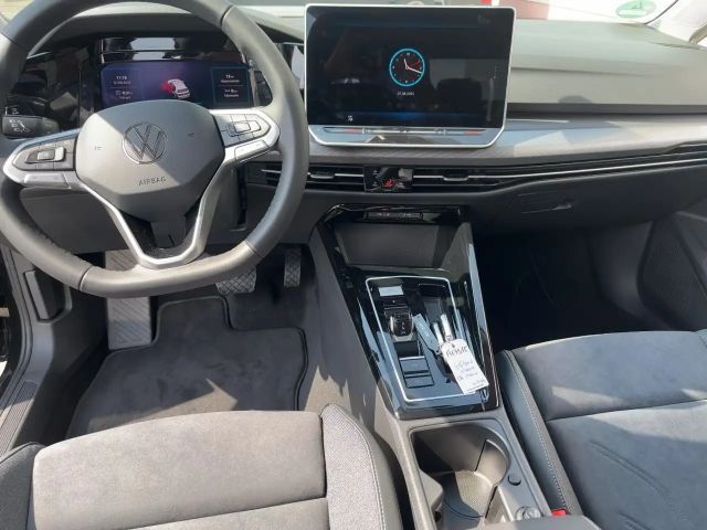 Volkswagen Golf DSG Style eHybrid