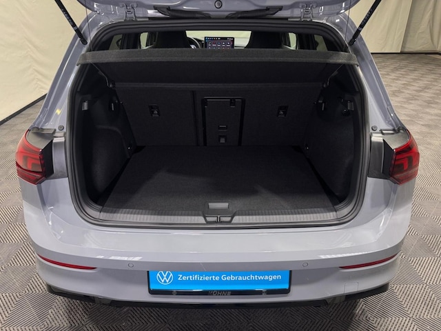 Volkswagen Golf 1.5 eTSI DSG R-Line