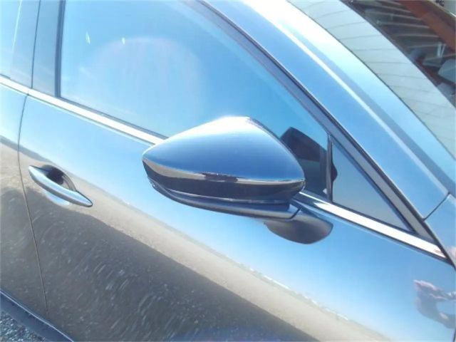 Mazda 3 Homura SkyActiv e-Skyactiv