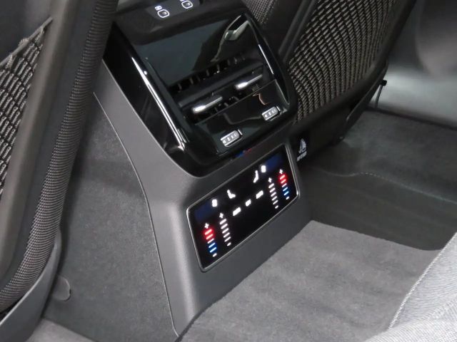 Audi A6 S-Line S-Tronic Sedan