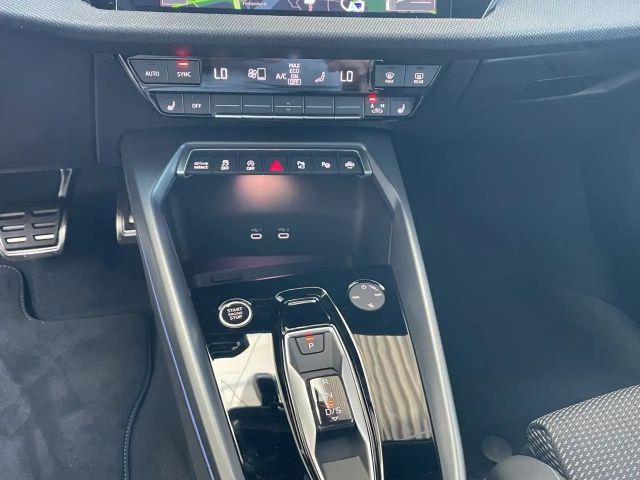 Audi A3 35 TFSI S-Line S-Tronic Sedan