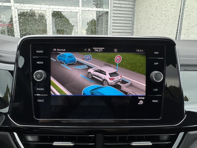 Volkswagen T-Roc 1.5 TSI DSG IQ.Drive R-Line