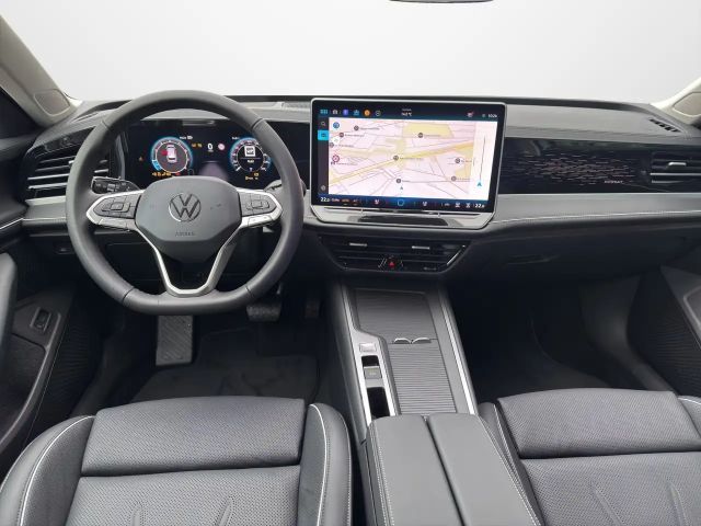 Volkswagen Passat 1.5 eTSI Business DSG Variant