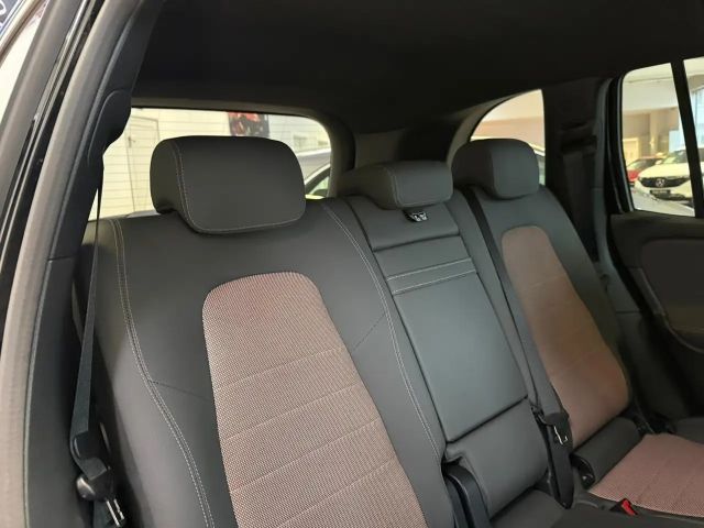 Mercedes-Benz EQB 300 4MATIC Electric Art