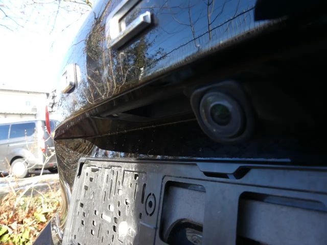 Ford Focus Lim5trg Navi/RFK/WinterPaket+Ski-Durchlade