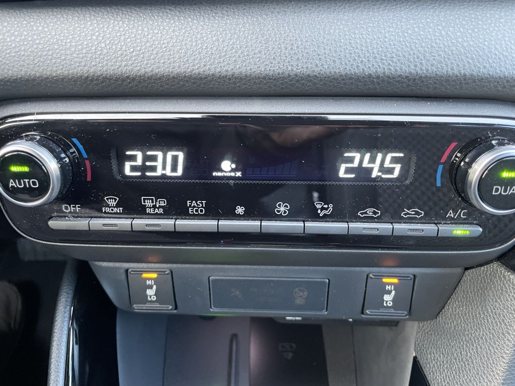 Toyota Yaris 5-deurs Plus Style