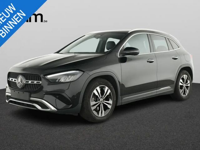 Mercedes-Benz GLA 180 Progressive