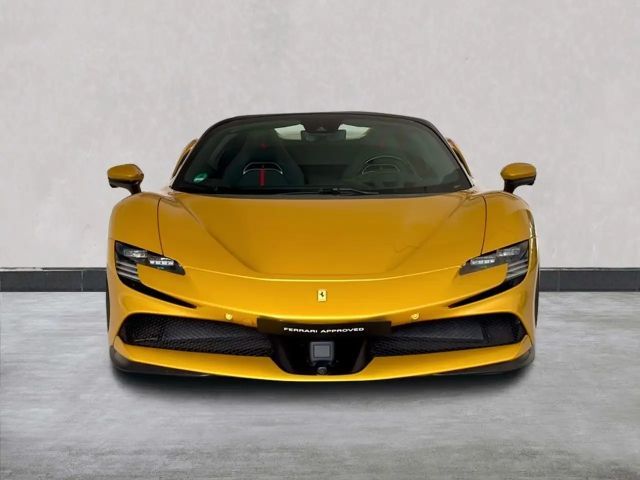 Ferrari SF90 Spider