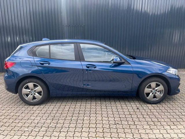 BMW 116 116i 5-deurs Sedan